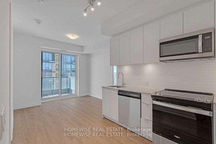 Property Photo:  8868 Yonge Street 1011E  ON L4C 0T4 