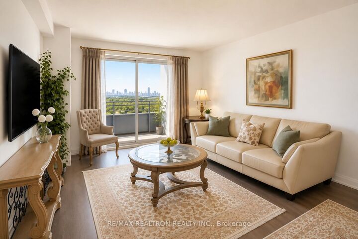 Property Photo: 7890 Bathurst Street 1904 ON L4J 0J8