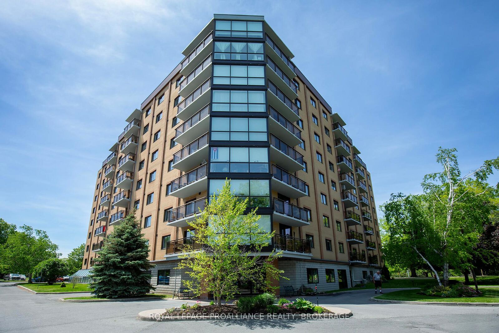 Property Photo:  120 Barrett Court 411  ON K7L 5H6 