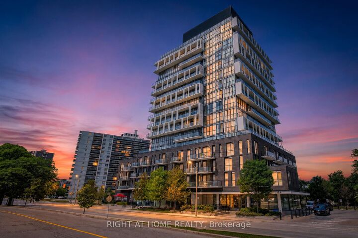 Property Photo: 128 Fairview Mall Drive 712 ON M2J 0E8