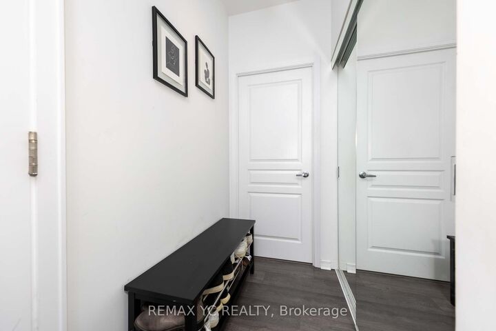 Property Photo: 352 Front Street W Ph09 ON M5V 0K3