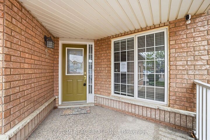 147 Porchlight Road — photo 1