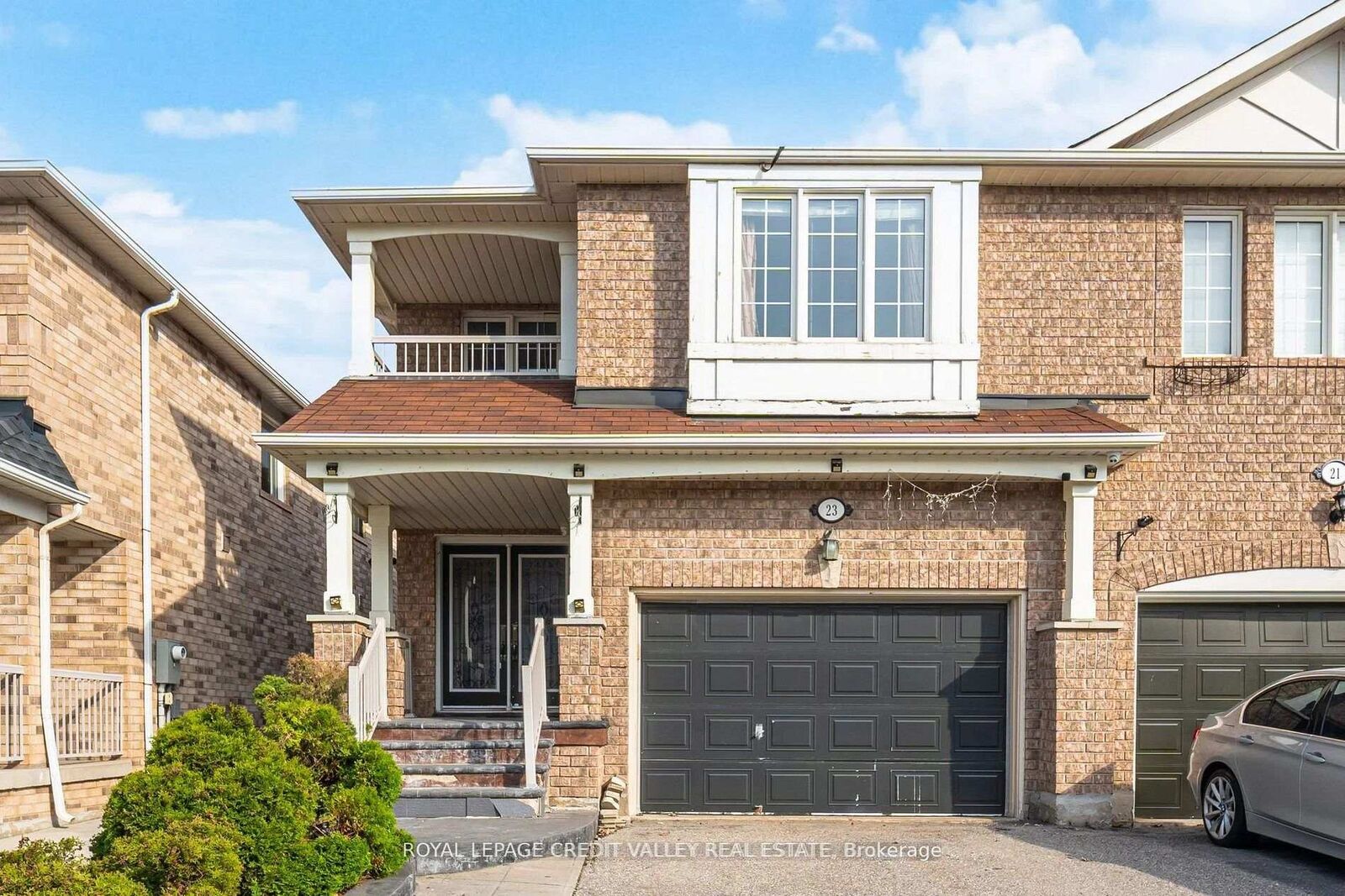 Property Photo:  23 Capistro Street  ON L7A 3J2 