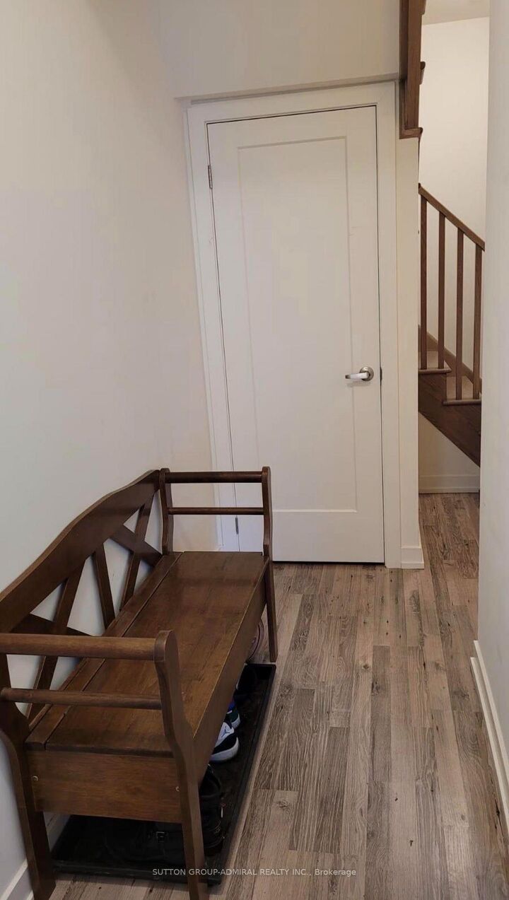 Property Photo: 370 Red Maple Road 35 ON L4C 5T4