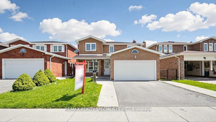 59 Sunforest Drive — photo 1