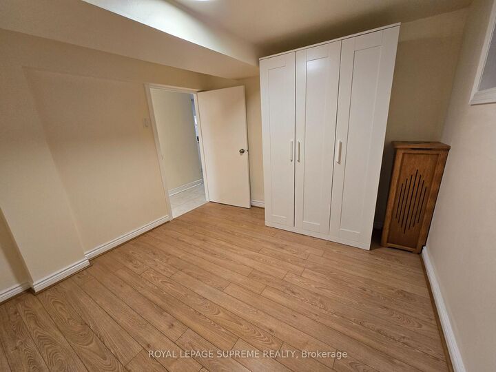 Property Photo:  20 Edna Avenue Basement  ON M6P 1B8 