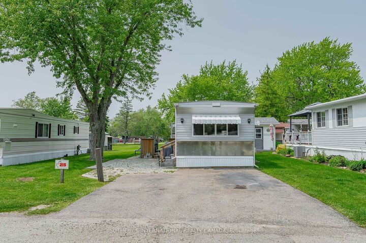 Property Photo:  580 Beaver Creek Road 215  ON N2J 3Z4 