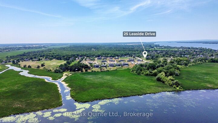 Property Photo: 25 Leaside Drive ON K8N 4Z7