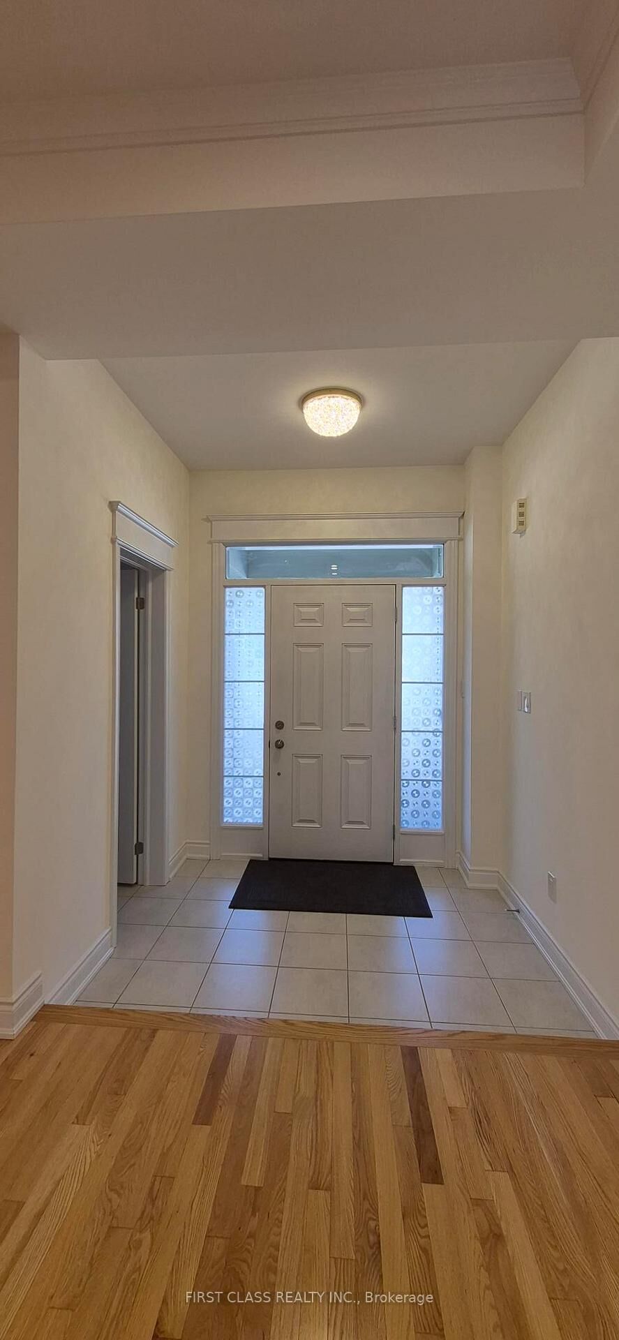 Property Photo:  6 Blacksmith Trail  ON L9N 0R4 
