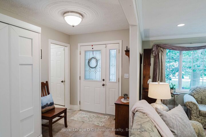 Property Photo: 103 Grenville Street N ON N0H 2L0