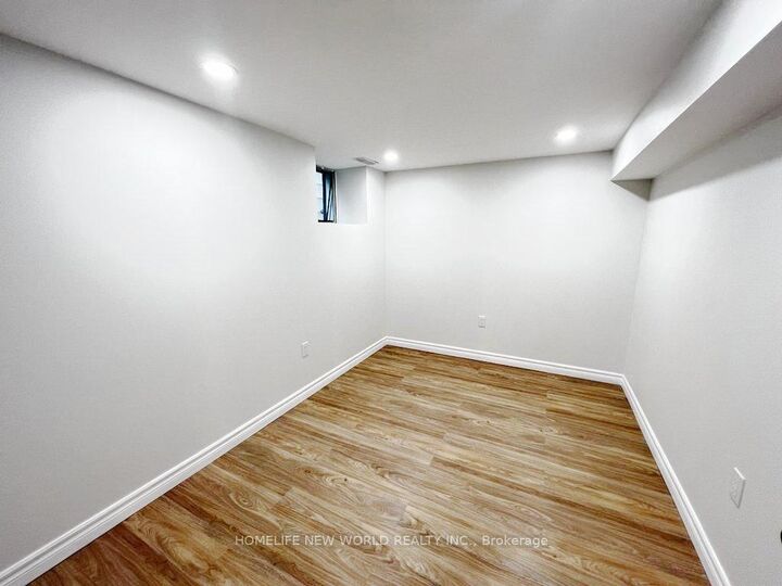 Property Photo:  3 Roblocke Avenue Lower  ON M6G 3R6 