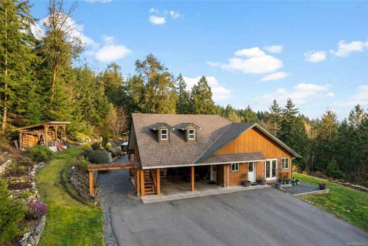 Property Photo: 1990 Rena Rd BC V9P 9B1