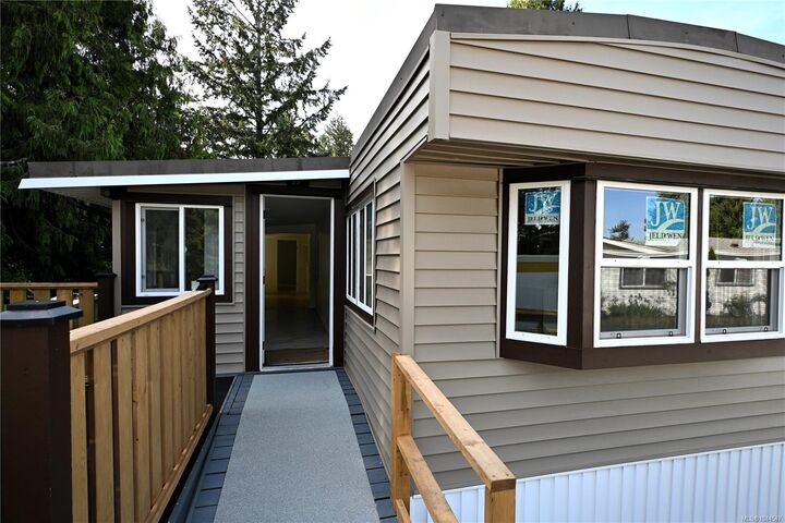 Property Photo: 1000 Chase River Rd #55 BC V9R 6L9