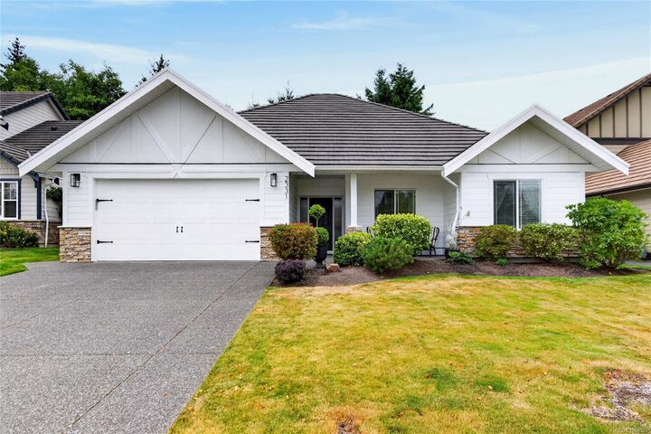 Property Photo:  2331 Suffolk Cres  BC V9N 3Z4 
