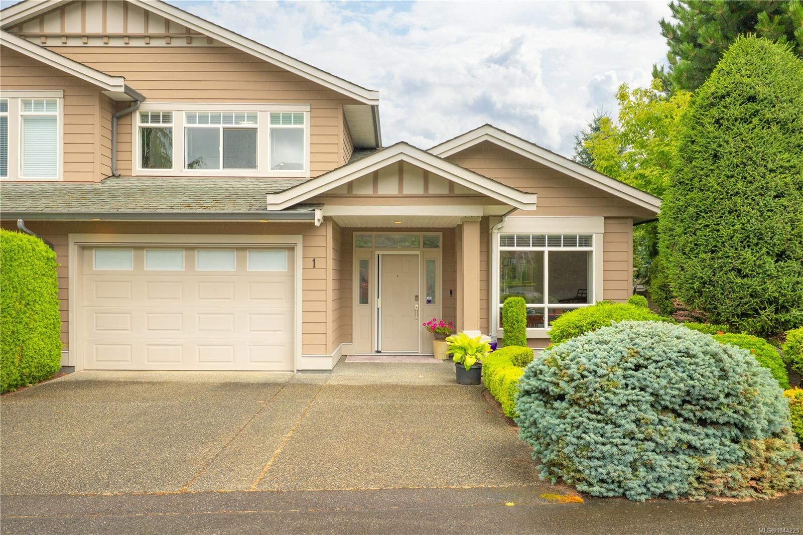 Property Photo:  500 Russell Rd #1  BC V9G 1W3 