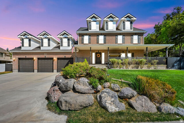 Property Photo: 4433 S Devonshire Dr E UT 84010