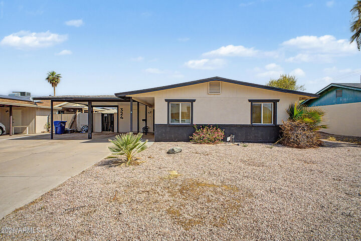 Property Photo: 324 W Santa Cruz Drive AZ 85282