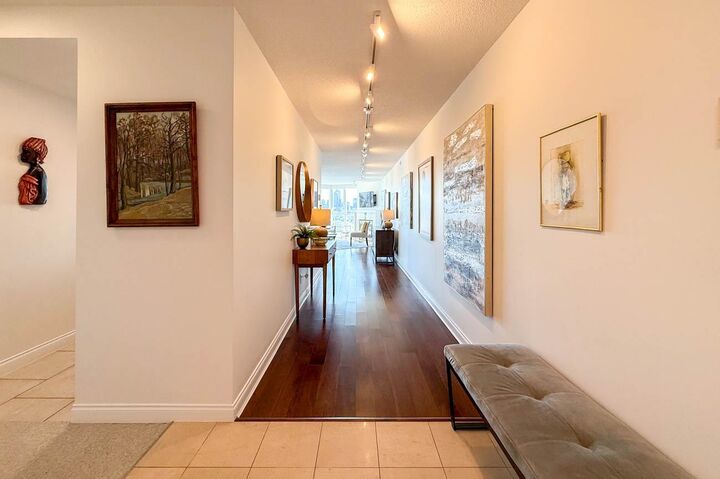 Property Photo:  1383 Marinaside Crescent 1702  BC V6Z 2W9 
