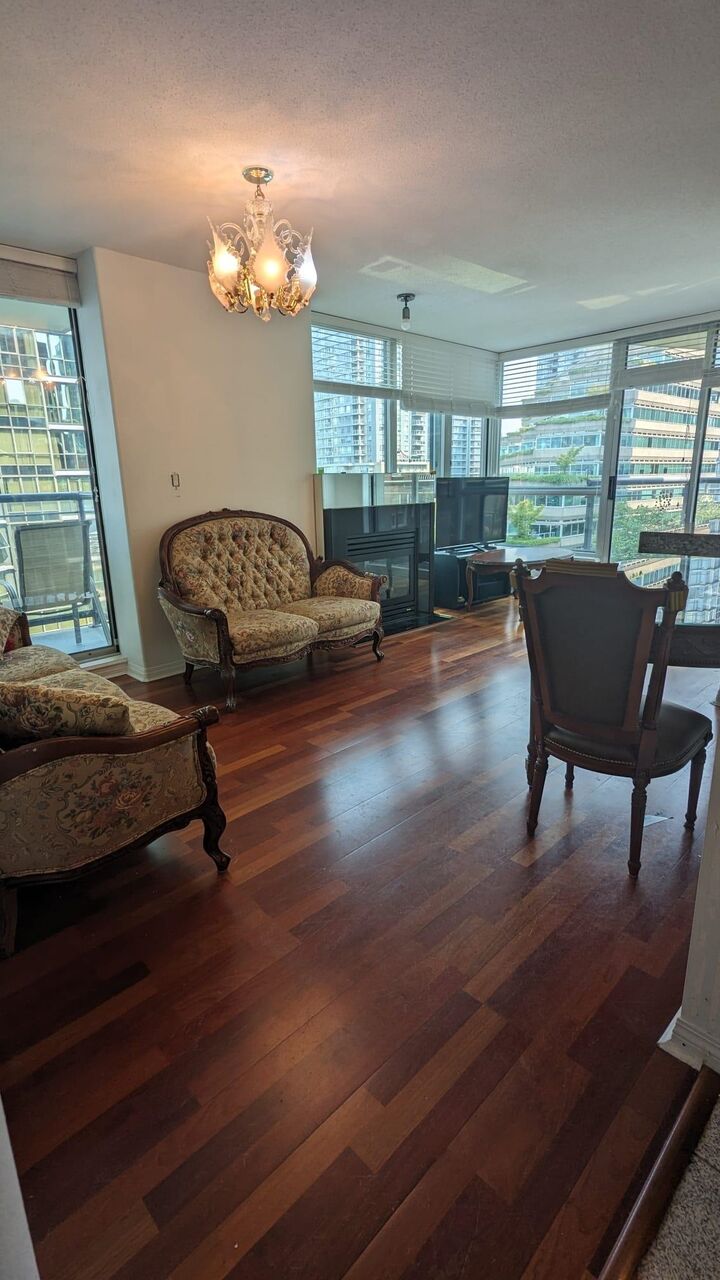 Property Photo: 1328 W Pender Street 907 BC V6E 4T1
