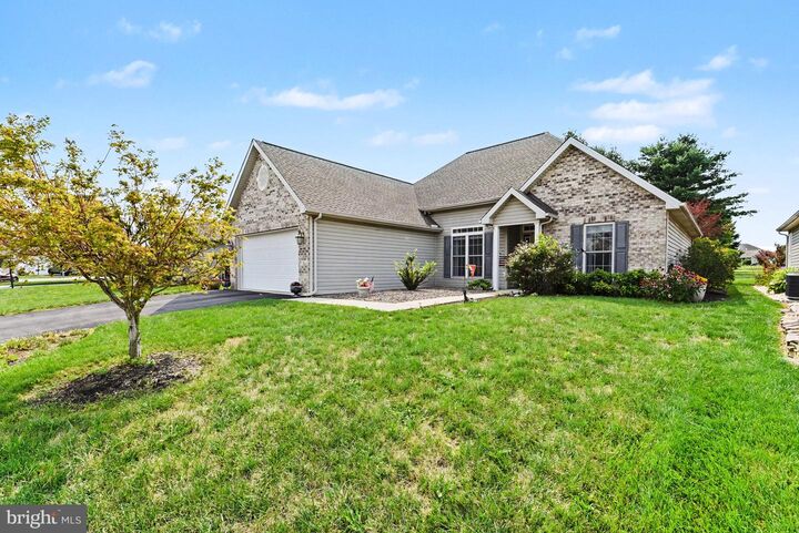 Property Photo:  85 Northview Drive  PA 17050 