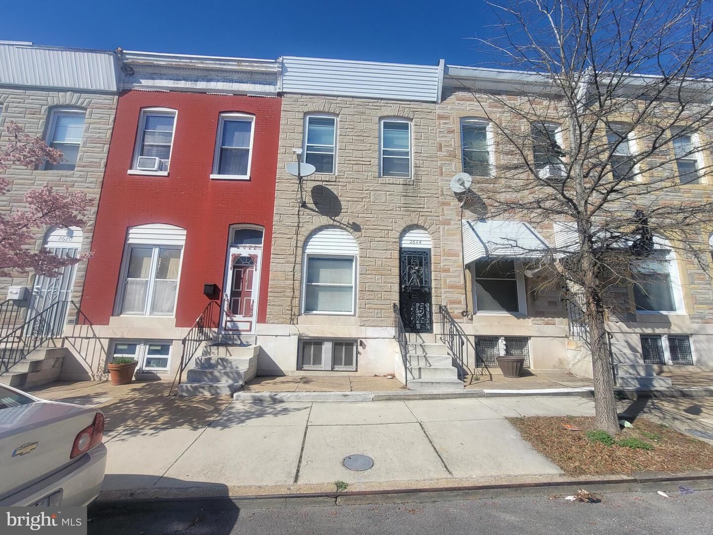 Property Photo:  2624 E Hoffman Street  MD 21213 