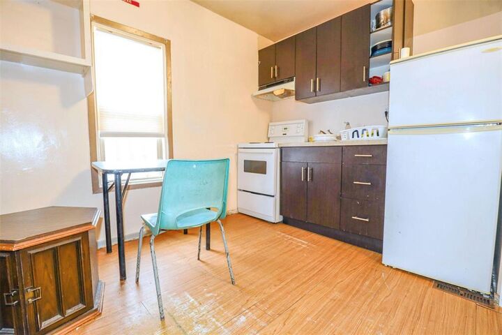 Property Photo: 636 Furby Street MB R3B 2W2