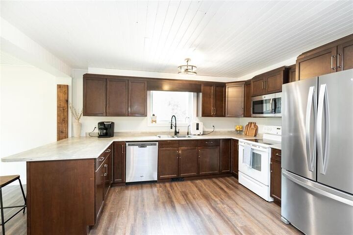 Property Photo: 31027 28 Road East MB R0A 0V0