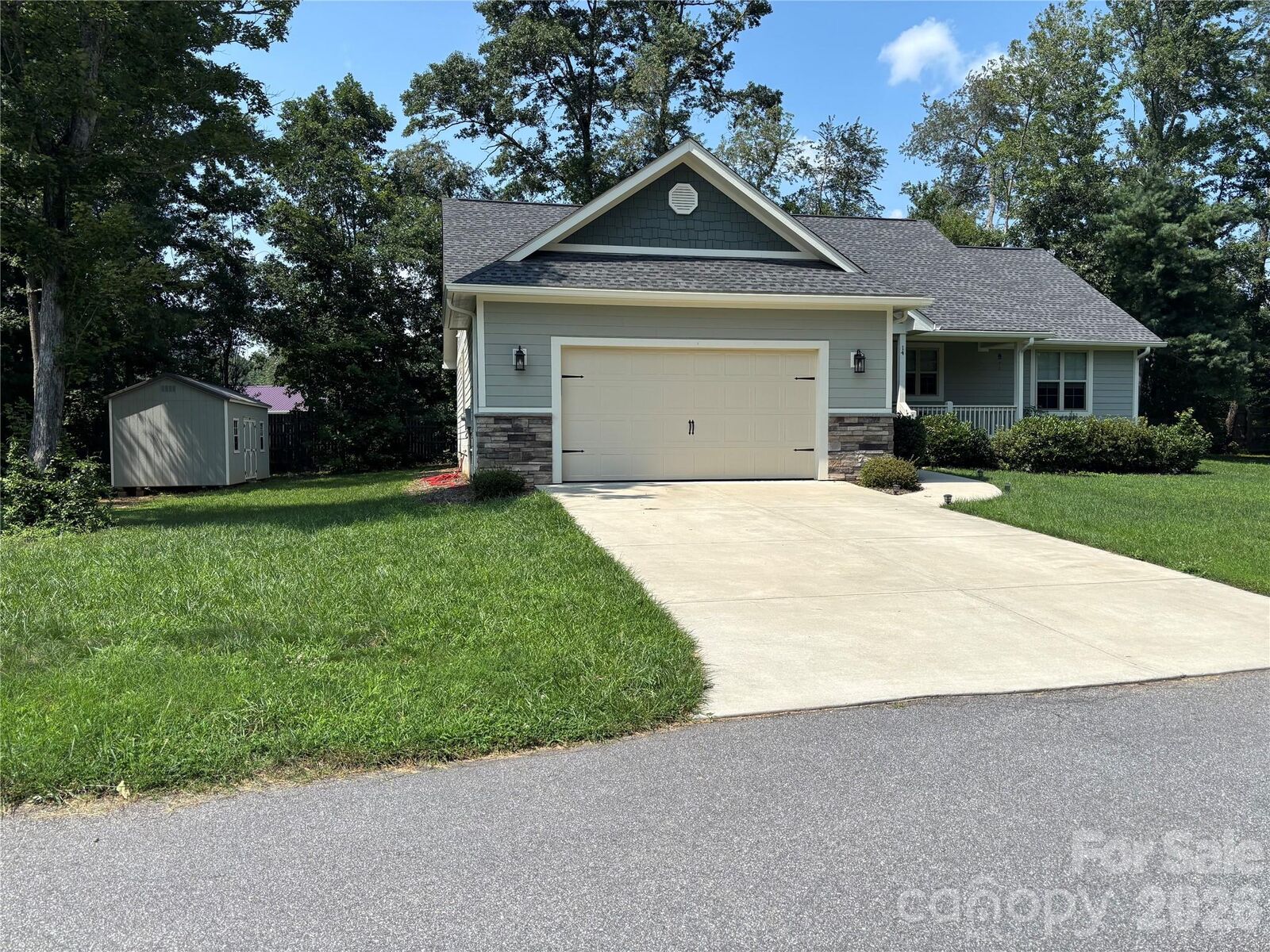 Property Photo:  14 Wood Path Lane  NC 28704 