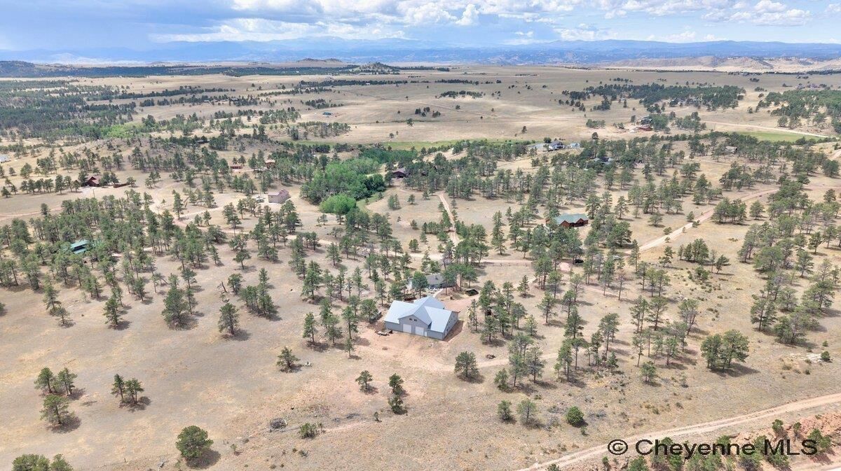 Property Photo:  200 Alta Vista Rd  WY 82059 