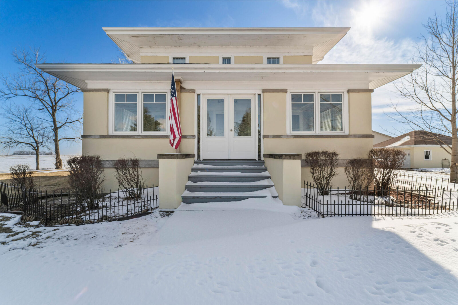 Property Photo:  59480 Lincoln Highway  IA 50201 