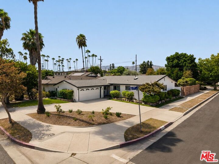 Property Photo: 10501 Forbes Ave CA 91344