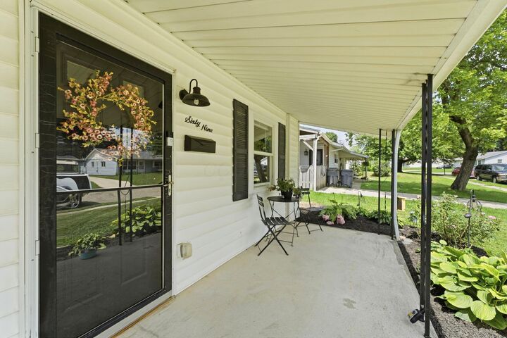Property Photo: 69 Saratoga Drive OH 43031