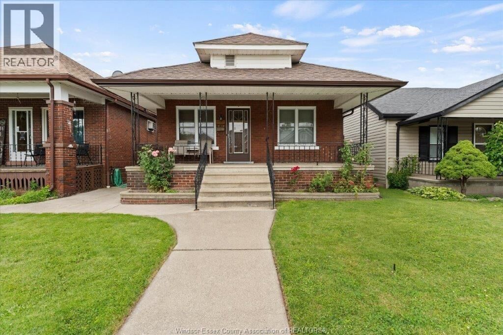 Property Photo:  1663 Elsmere  ON N8X 4H5 