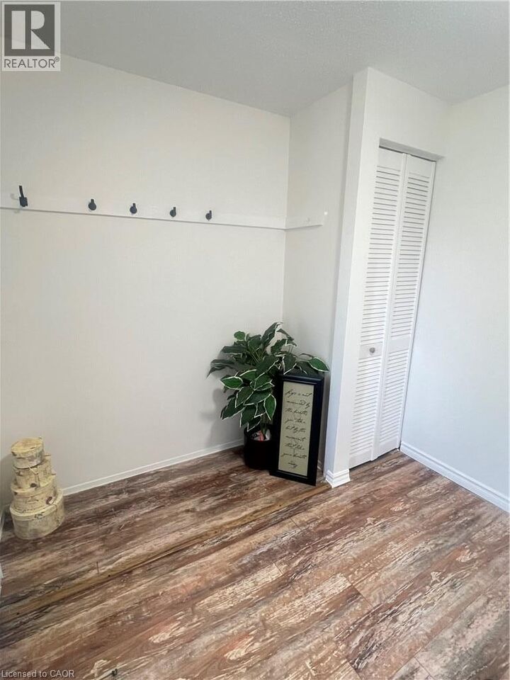 Property Photo:  160 Rittenhouse Road 39  ON N2E 3M4 