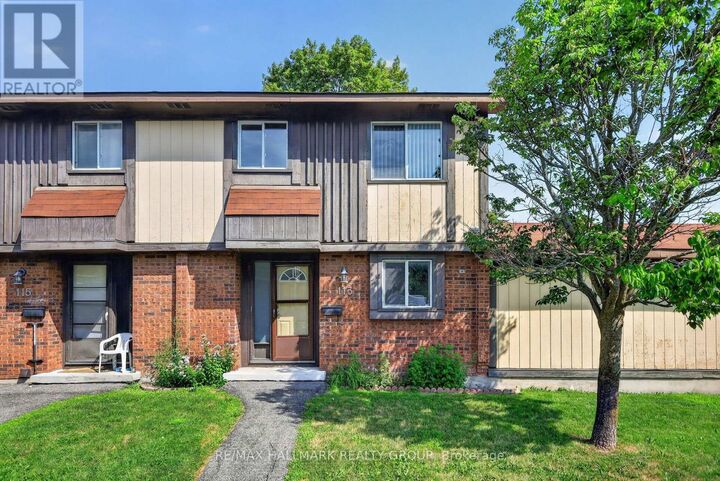 113 Pickford Drive — photo 1