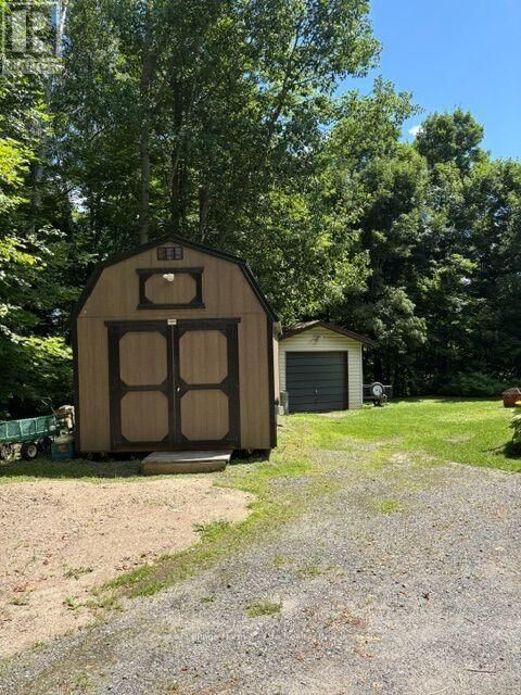 Property Photo: 106 Lakeview Court ON P0H 1E0