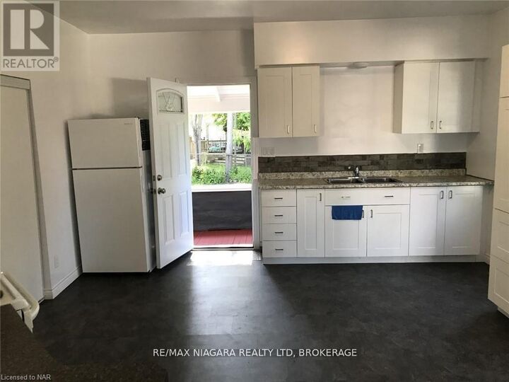 Property Photo:  3 Greenlaw Place Main Floor  ON L2R 4S5 