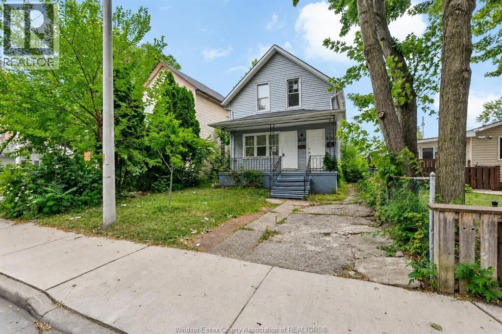 Property Photo:  418 Caron Avenue  ON N9A 5B4 