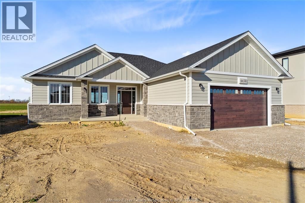 Property Photo:  4438 Belmont  ON N0R 1A0 