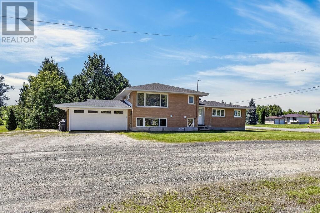 Property Photo:  2815 Main Street  ON P0M 1E0 