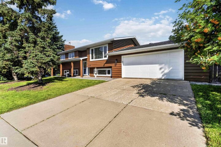 Property Photo: 2428 142 Avenue NW AB T5Y 1R2