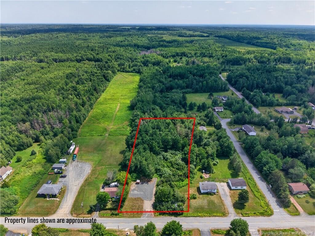 Property Photo:  191 Islandview Drive  NB E1N 6B9 