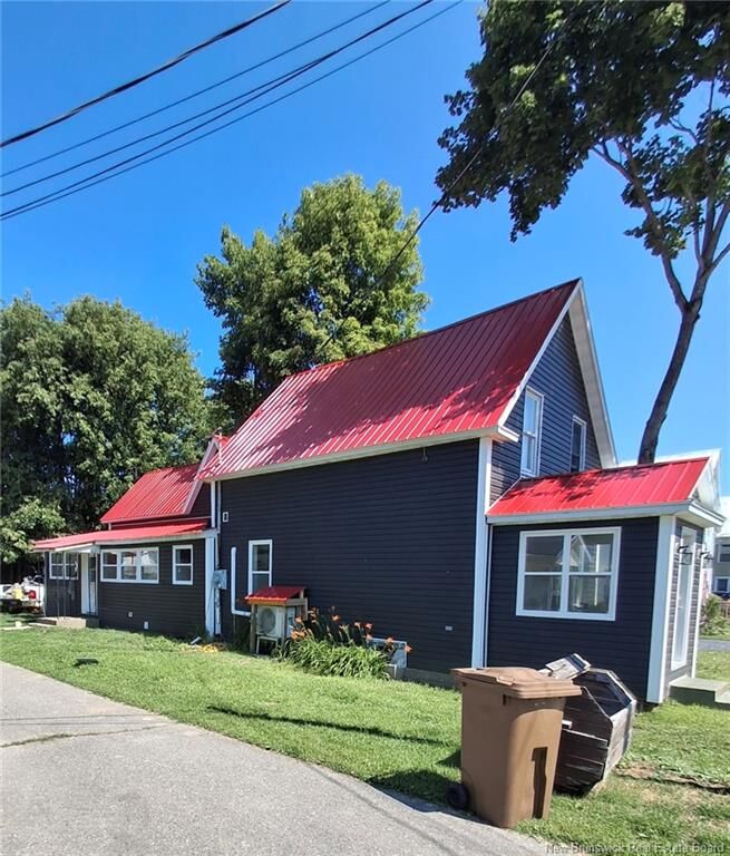 Property Photo:  148 Union Street  NB E7M 2C1 
