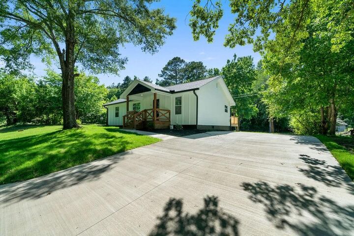 Property Photo:  6 W Point Drive SE  GA 30147 