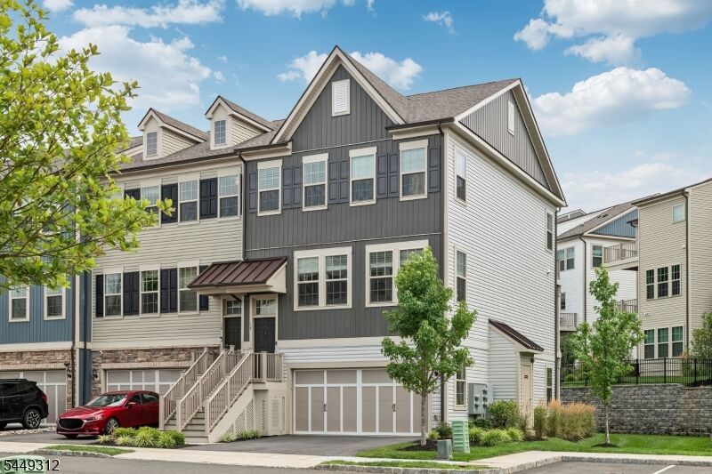 Property Photo:  14 Marigold Ct  NJ 07059 