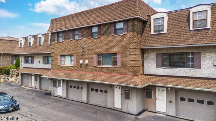 Property Photo: 575 Grove St F3 NJ 07013