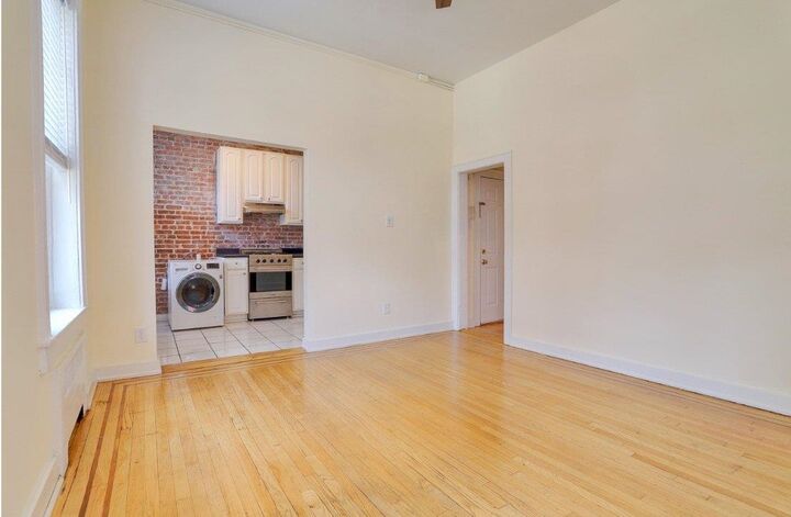 Property Photo:  740 Washington St Apt 2  NJ 07030 