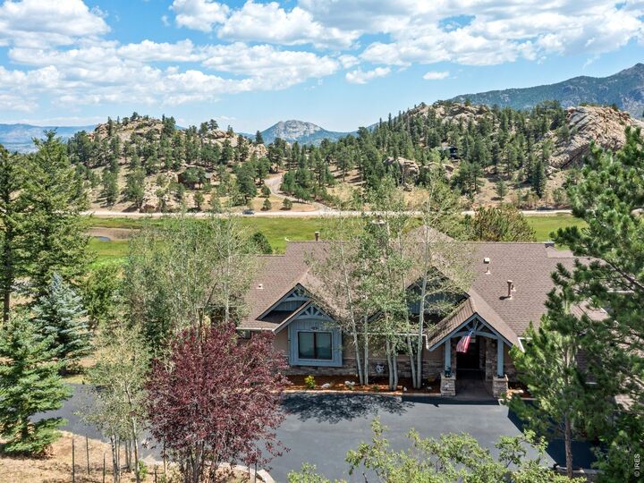 Property Photo:  3000 Kiowa Trl  CO 80517 