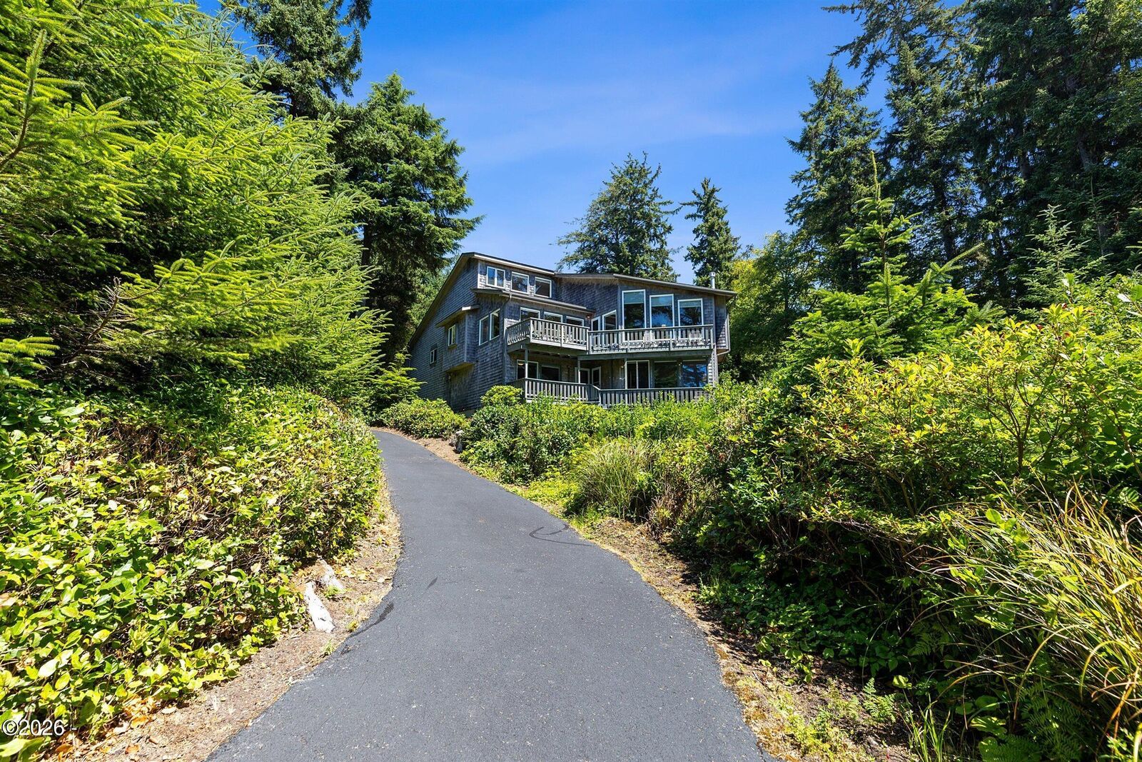 Property Photo:  1625 SW Walking Wood  OR 97341 