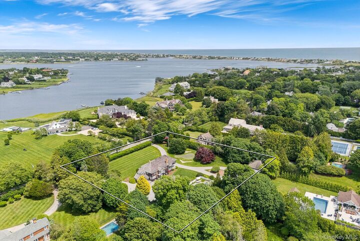 Property Photo: 41 Seafield Lane NY 11978
